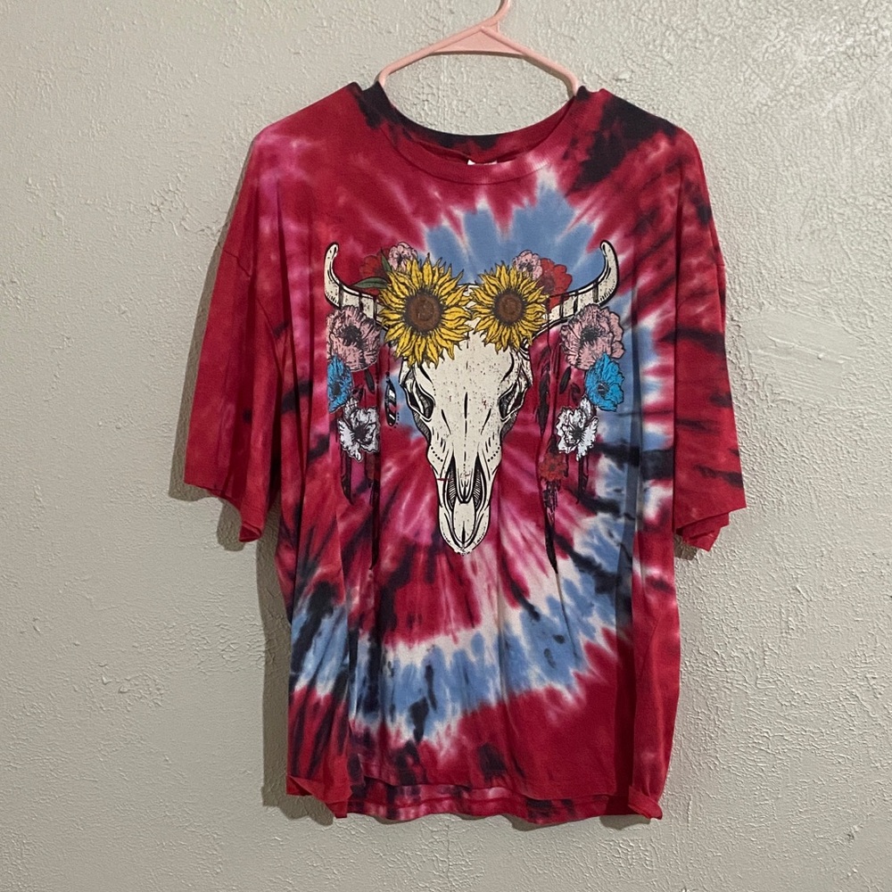 No Boundaries Red and Blue Tie-Dye T-Shirt
